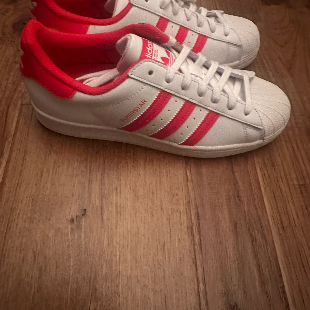 Adidas White and Red Classic Sneakers - Picture 3 of 5